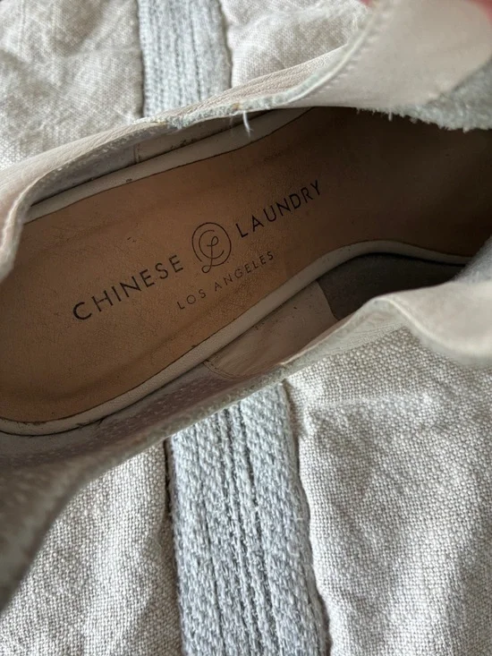 Chinese Laundry White Peep-Toe Block Heel Booties - Picture 4 of 5